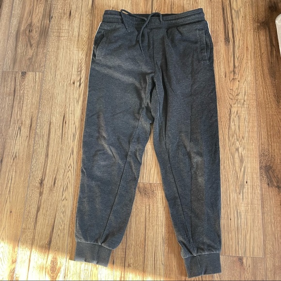 Trouser - Picture 2 of 3